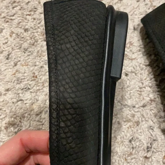 Aerosols Shoes - Picture 4 of 5